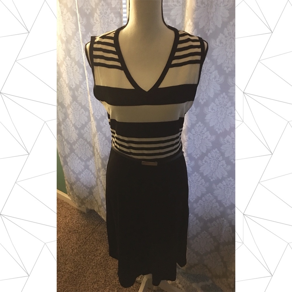 Jones New York Black and White Dress with Belt